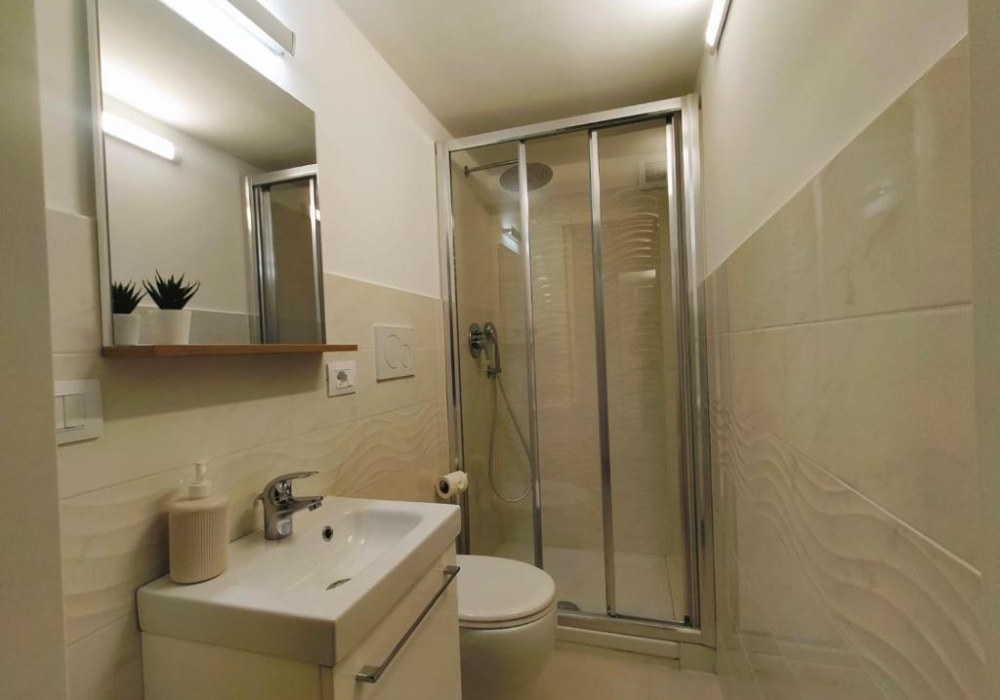 H1 - Smart Stay