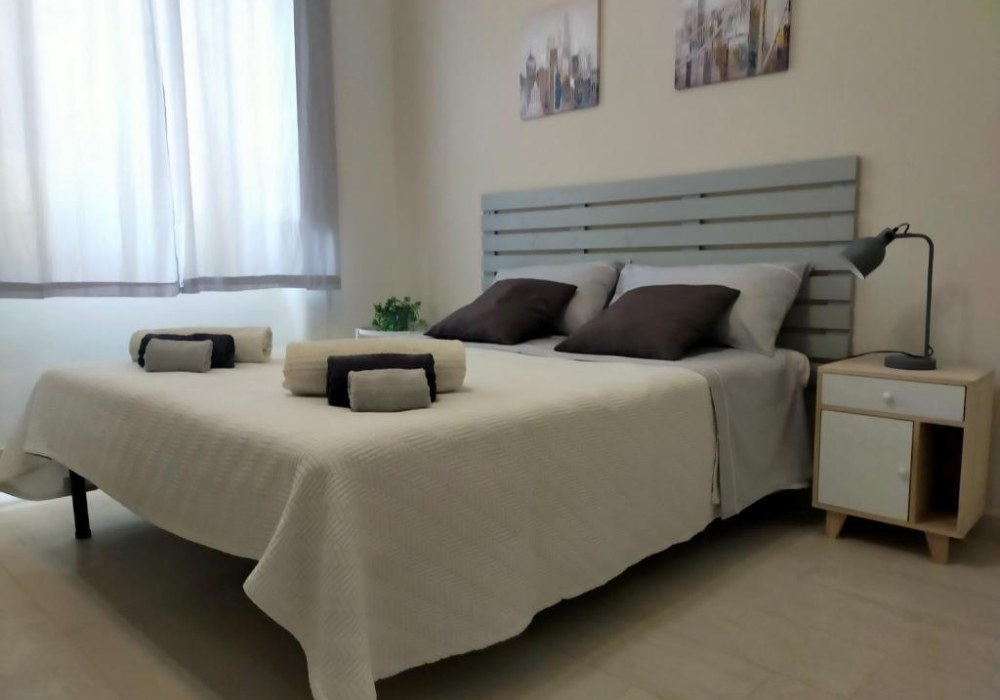 H4 - Group Suite